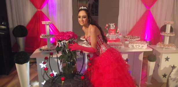 12/04/2014 – Festa de 15 Anos de Laura